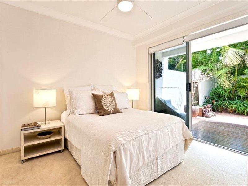 100 Cotlew Street East, Southport QLD 4215