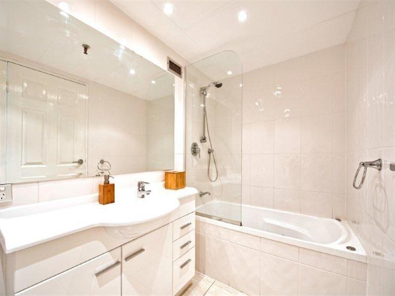 114 The Esplanade, Surfers Paradise QLD 4217