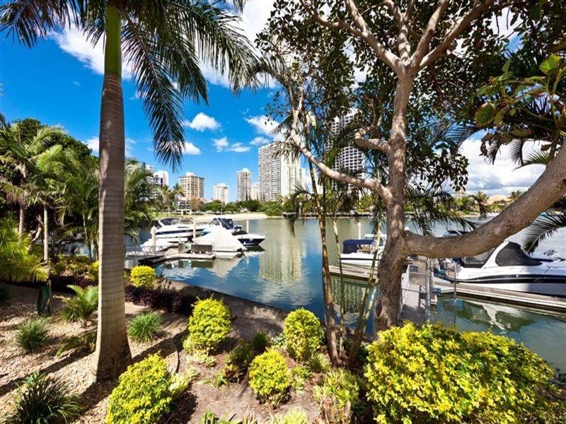 2 Admiralty Drive, Surfers Paradise QLD 4217