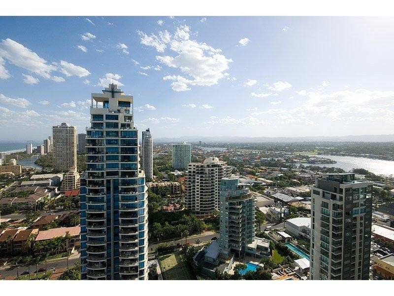 1 Hughes Avenue, Main Beach QLD 4217