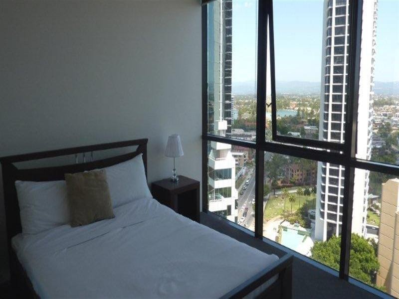 9 Ferny Avenue, Surfers Paradise QLD 4217