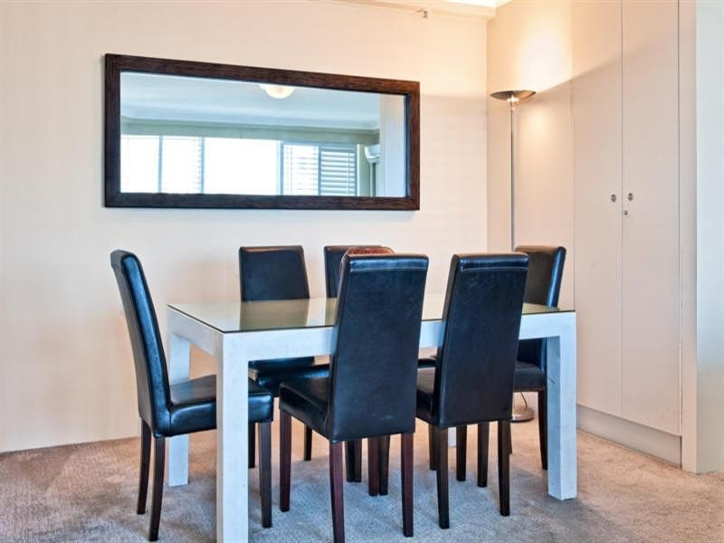 1 Serisier Avenue, Main Beach QLD 4217