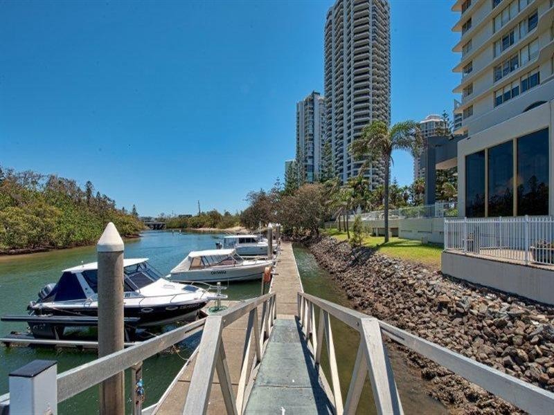 1 Serisier Avenue, Main Beach QLD 4217