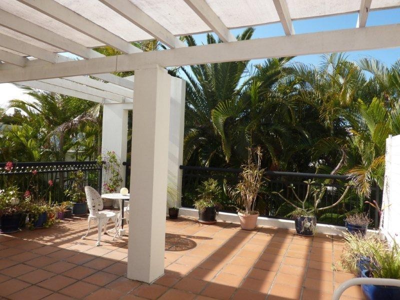 100 Cotlew Street East, Southport QLD 4215