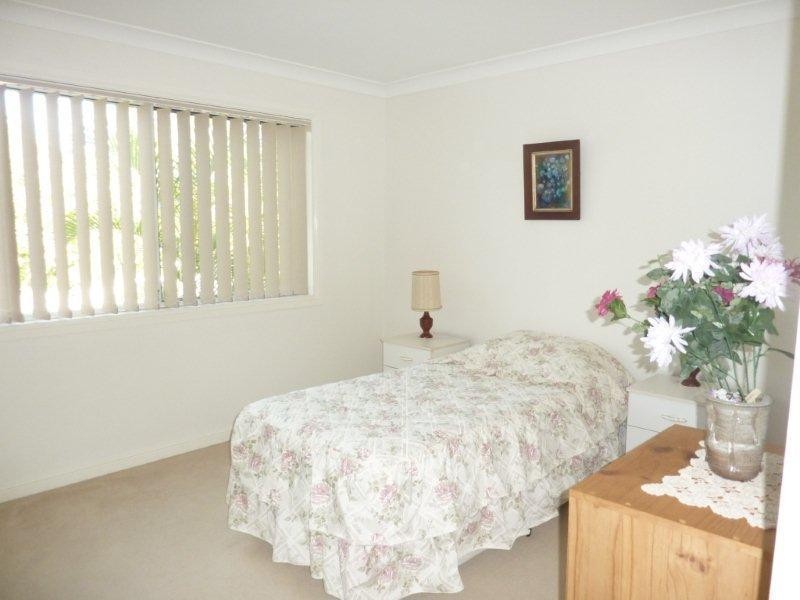 100 Cotlew Street East, Southport QLD 4215