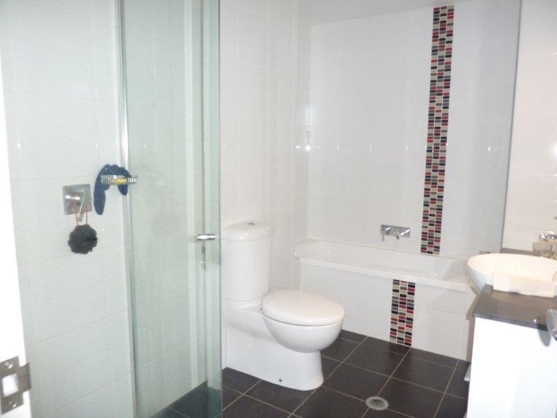 2 Aqua Street, Southport QLD 4215