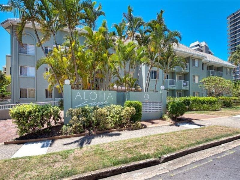 11 Breaker Street, Main Beach QLD 4217