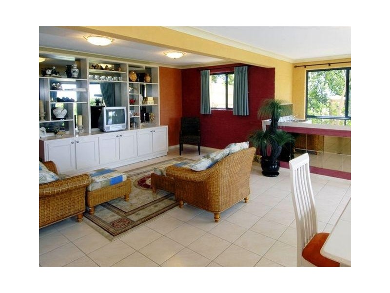 Highland Park QLD 4211