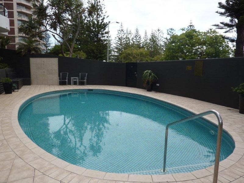 14 Macarthur Parade, Main Beach QLD 4217