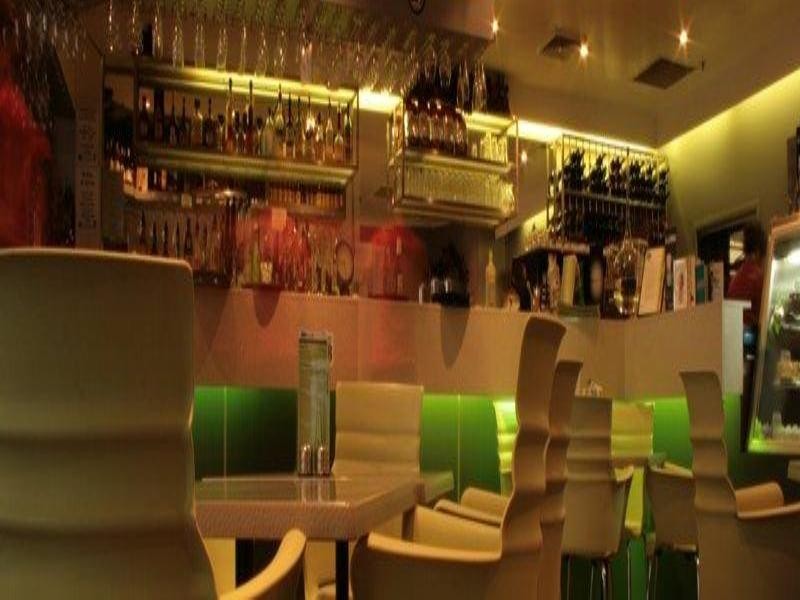 303 304 Centro Surfers Paradise, Surfers Paradise QLD 4217