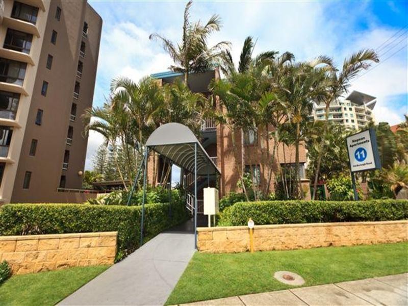 9 Old Burleigh Road, Surfers Paradise QLD 4217