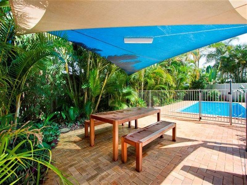 9 Old Burleigh Road, Surfers Paradise QLD 4217