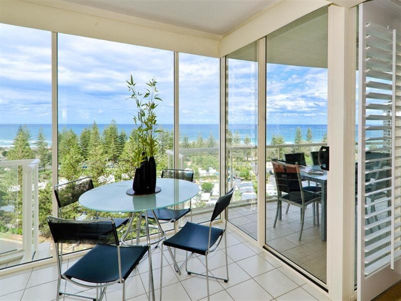 1 Lennie Avenue, Main Beach QLD 4217