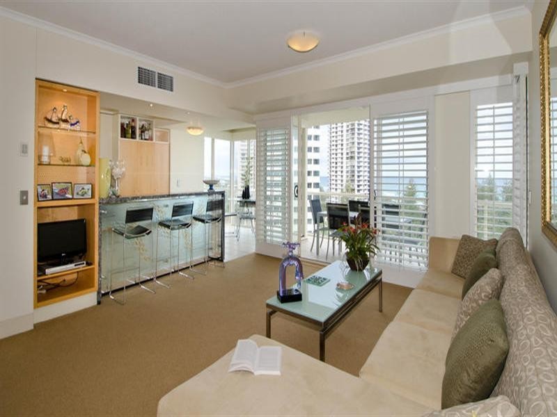 1 Lennie Avenue, Main Beach QLD 4217