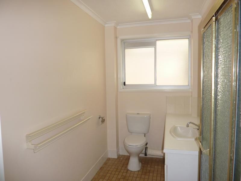 10 192 Ferny Avenue, Main Beach QLD 4217