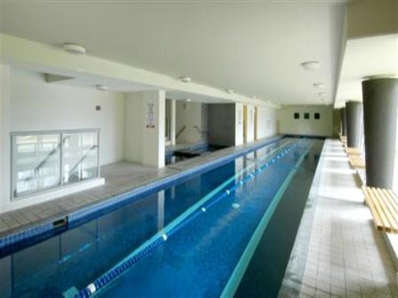 1 Lennie Avenue, Main Beach QLD 4217