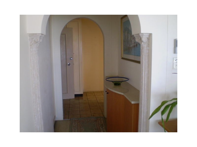 6A Beachside Tower. 3545 Main Beach Parade, Main Beach QLD 4217