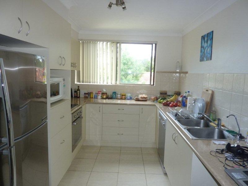 23 Heath Street, Southport QLD 4215