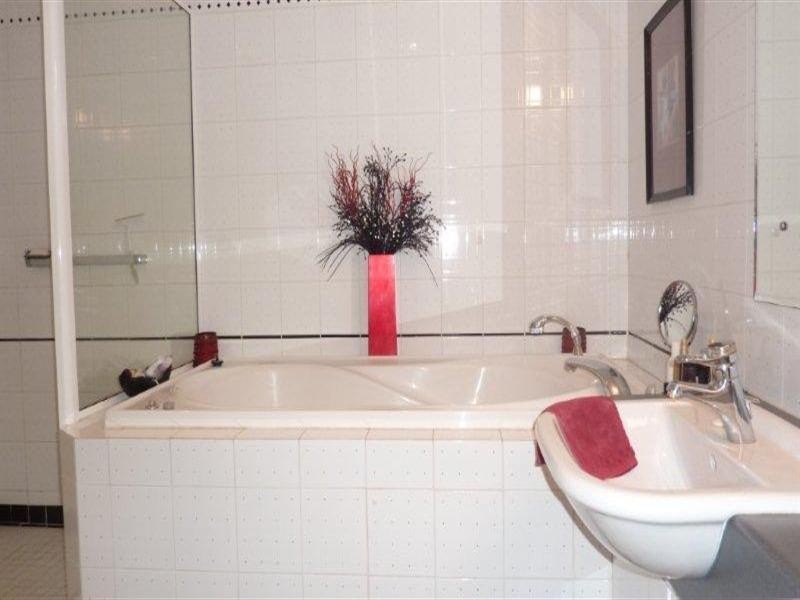 12 Commodore Drive, Surfers Paradise QLD 4217