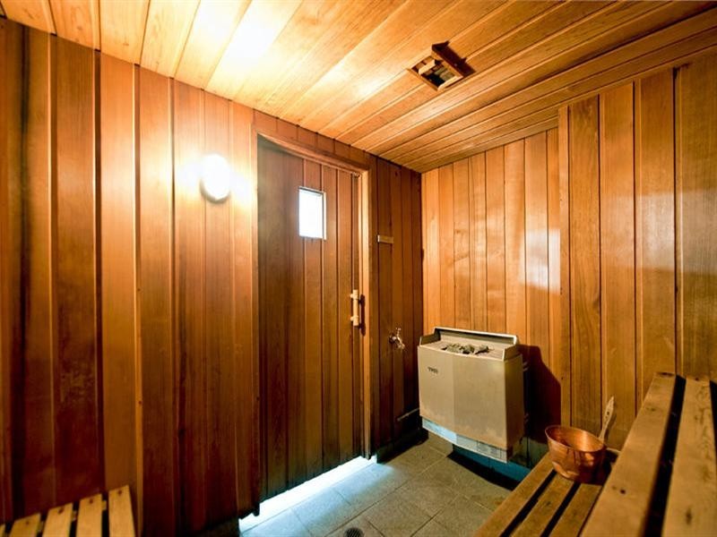 3 Como Crescent, Southport QLD 4215