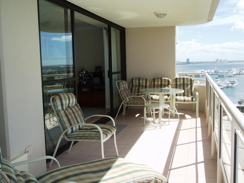 Main Beach QLD 4217