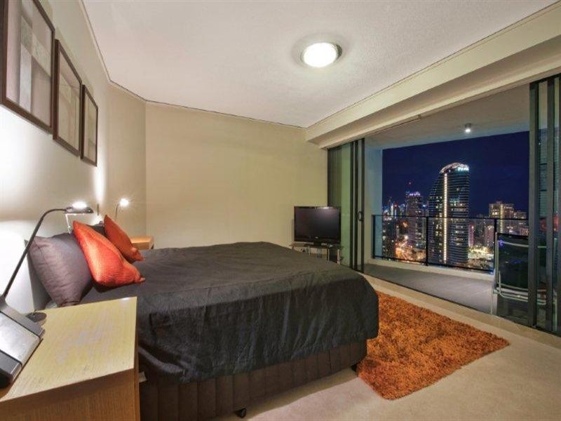 22 Surf Parade, Broadbeach QLD 4218