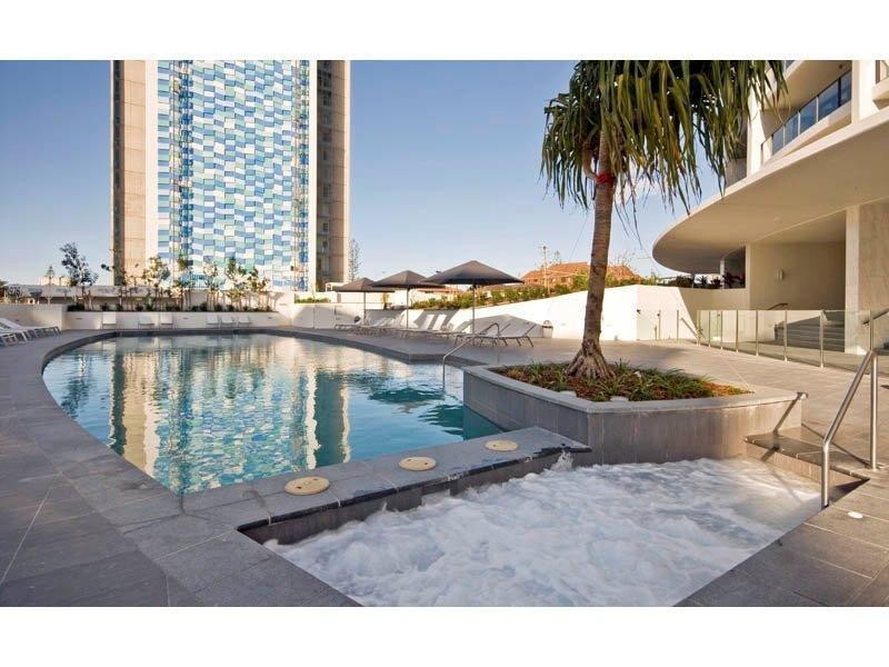 22 Surf Parade, Broadbeach QLD 4218