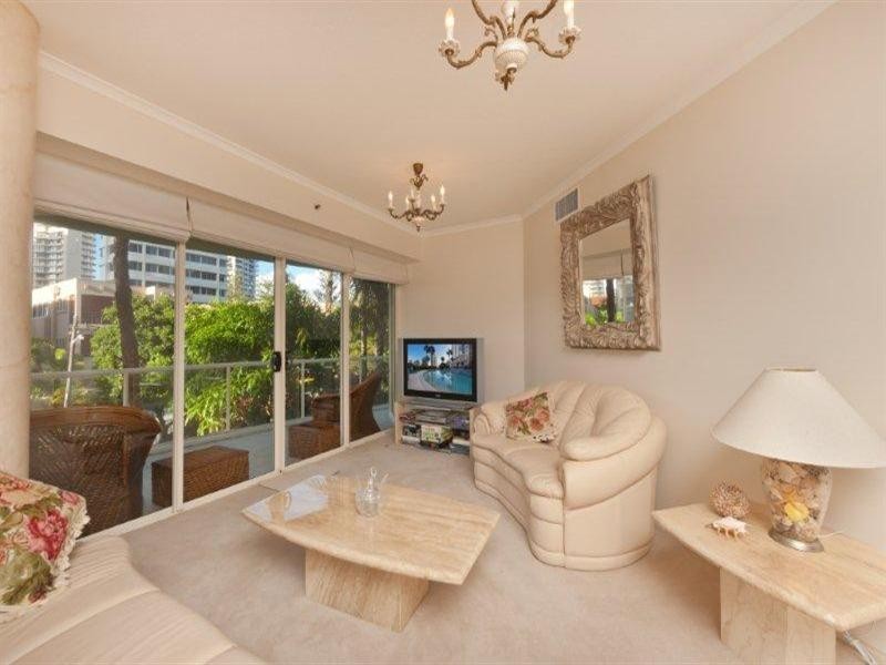 1 Lennie Avenue, Main Beach QLD 4217