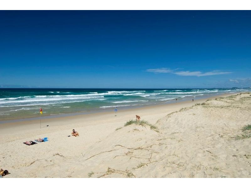 Main Beach QLD 4217