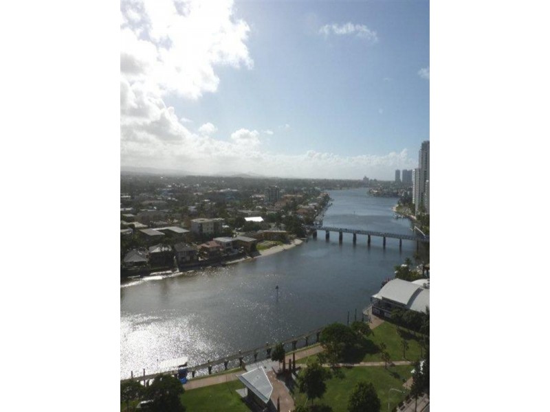 9 Ferny Avenue, Surfers Paradise QLD 4217