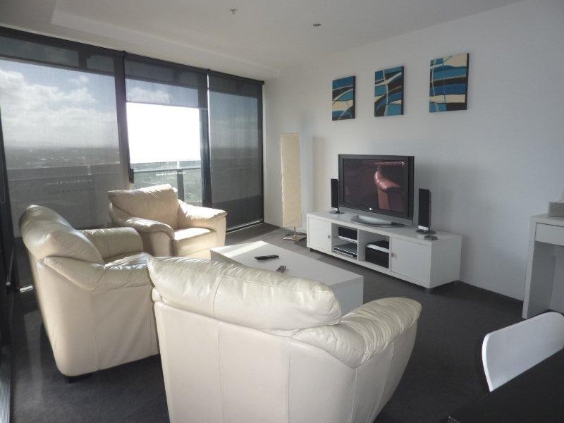 9 Ferny Avenue, Surfers Paradise QLD 4217