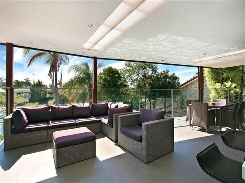 8 Gibraltar Drive, Isle Of Capri QLD 4217