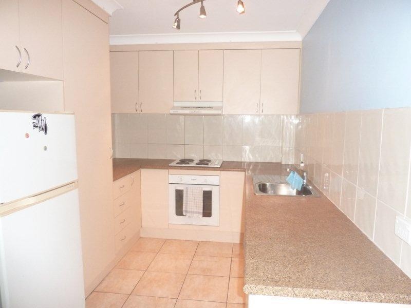 14 T.E Peters Drive, Broadbeach QLD 4218