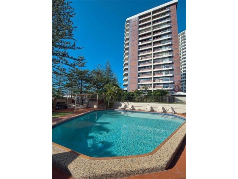 18 Macarthur Parade, Main Beach QLD 4217