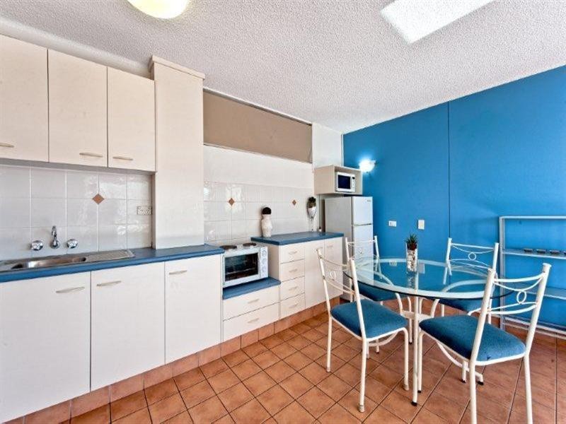 2 Ocean Avenue, Surfers Paradise QLD 4217