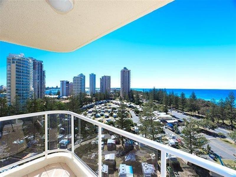 59 Pacific Street, Main Beach QLD 4217