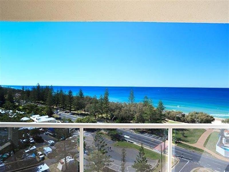 59 Pacific Street, Main Beach QLD 4217