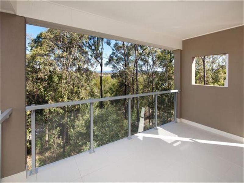 5 Tashey Court, Bundall QLD 4217