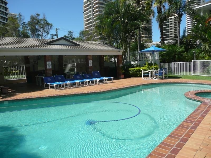 1 Cronin Avenue, Main Beach QLD 4217