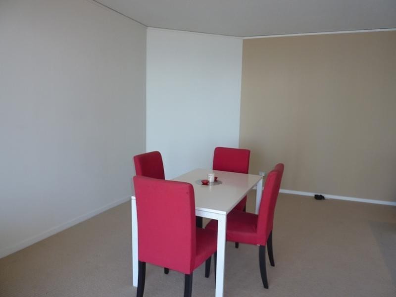 22 Surf Parade, Broadbeach QLD 4218