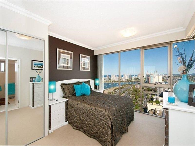 50 Marine Parade, Southport QLD 4215