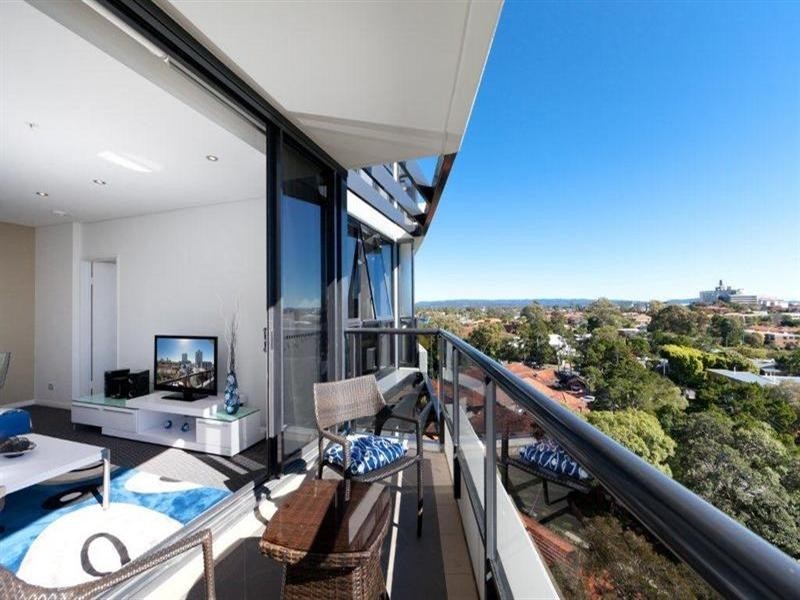 2 Aqua Street, Southport QLD 4215