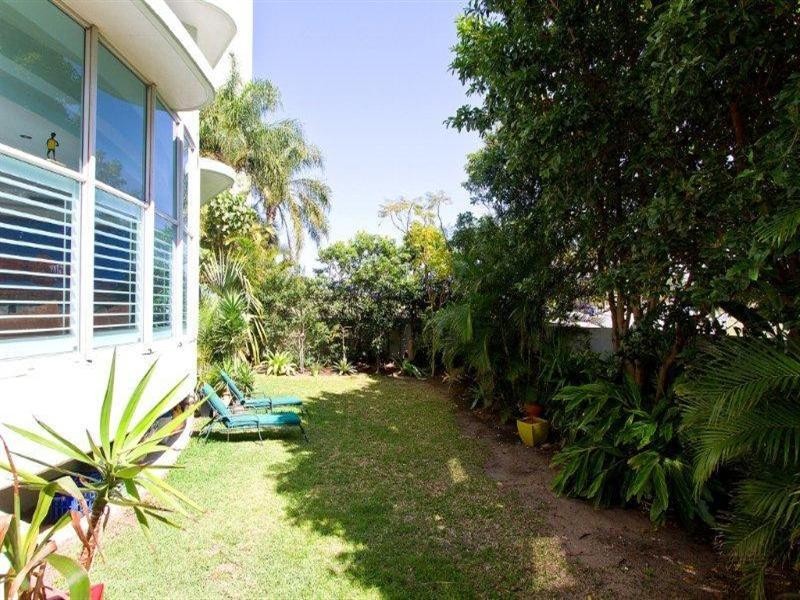 3 Tedder Avenue, Main Beach QLD 4217