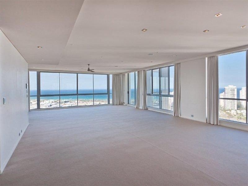 1 Como Crescent, Southport QLD 4215