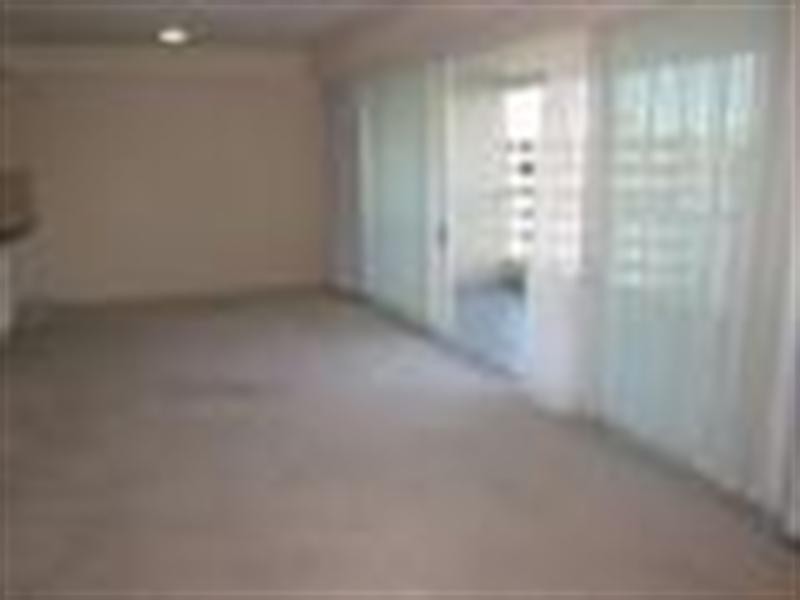 75 Brighton Parade, Southport QLD 4215