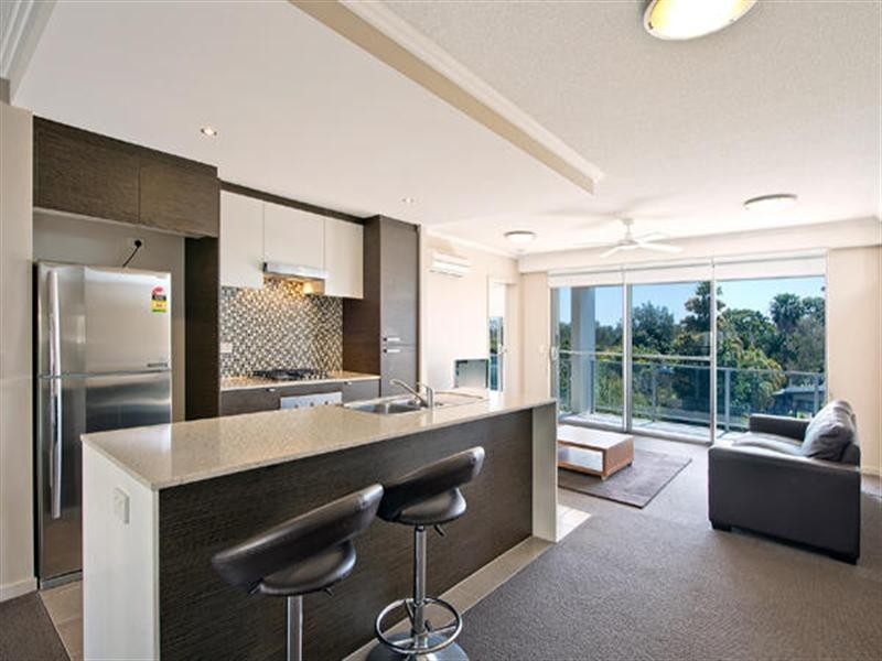 154 Musgrave Avenue, Southport QLD 4215