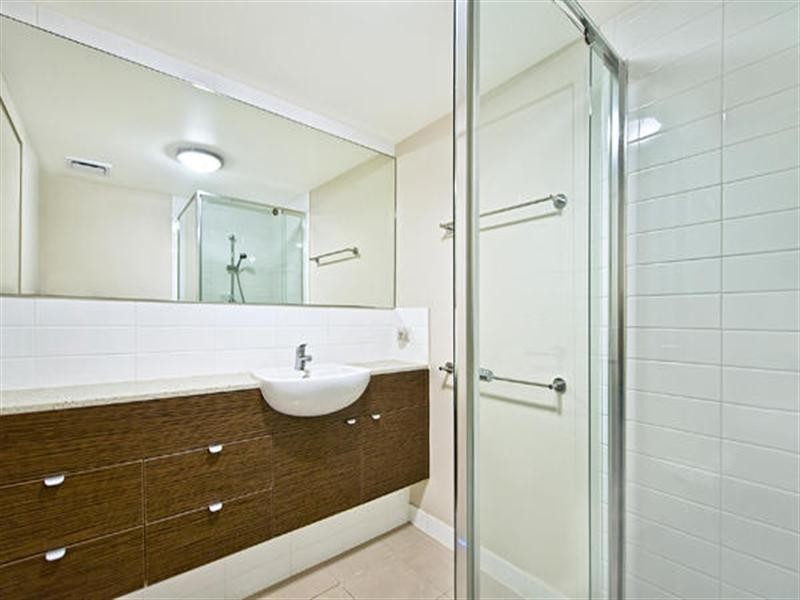 154 Musgrave Avenue, Southport QLD 4215