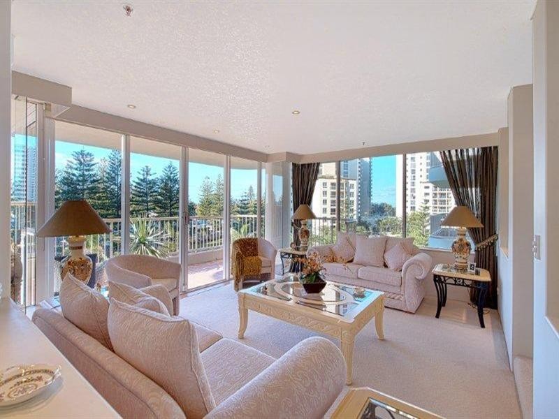 1 Peak Avenue, Main Beach QLD 4217