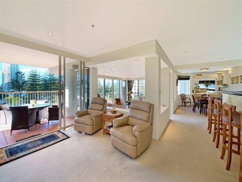1 Peak Avenue, Main Beach QLD 4217