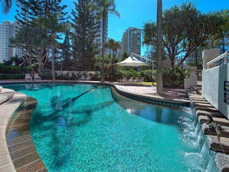 1 Peak Avenue, Main Beach QLD 4217
